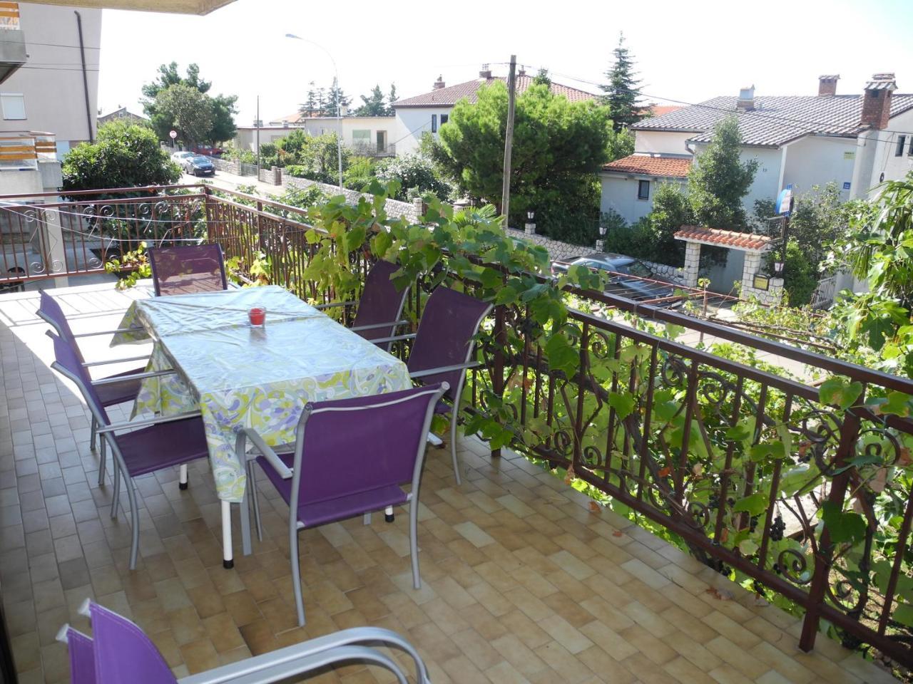 Apartment Vucko 6 Pax Crikvenica Exterior foto